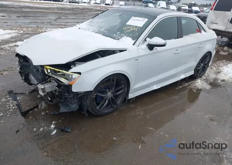 2015 Audi S3 2.0T Premium Plus z USA, uszkodzony, nr VIN WAUBFGFF4F1132190